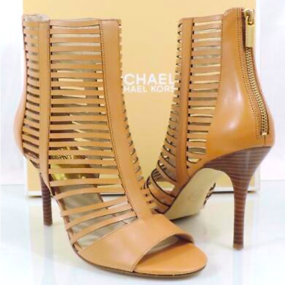 MK Michael Kors Odelia Booties
